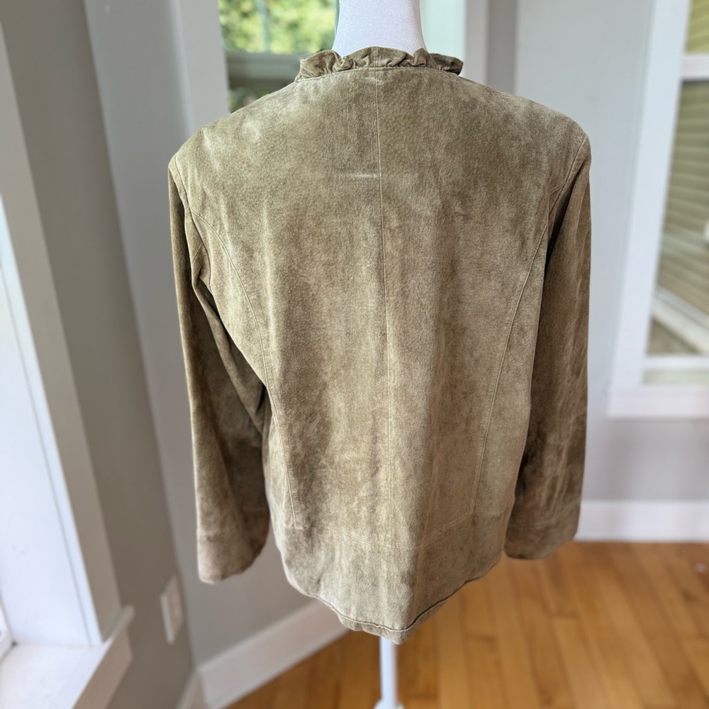 Chico’s Olive Green Genuine Suede Cropped Jacket with Ruffle Detail Large - Picture 3 of 11